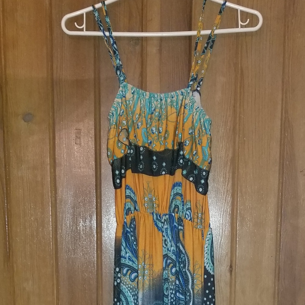 Beautiful maxi dress NWOT